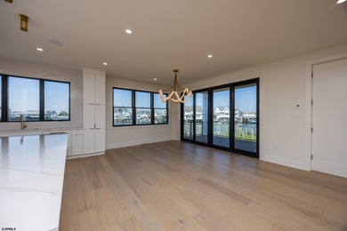 Just what you have been waiting for... Bayfront with walkability