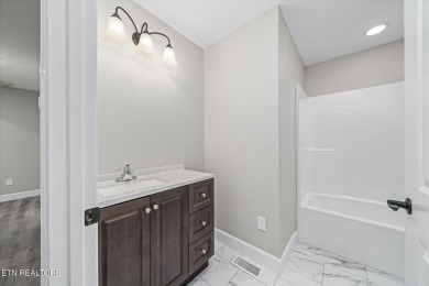 New Construction in Lake Tansi - Just Minutes to Town! Move-in