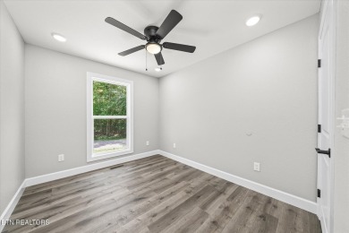 New Construction in Lake Tansi - Just Minutes to Town! Move-in