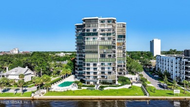 Riverfront elegance in Riverside - 3BR Park Plaza condo with
