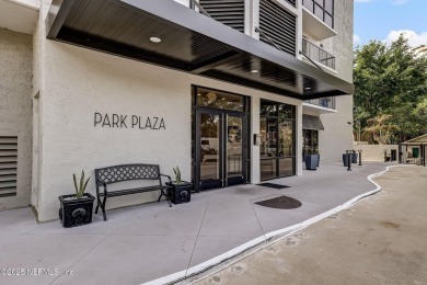 Riverfront elegance in Riverside - 3BR Park Plaza condo with