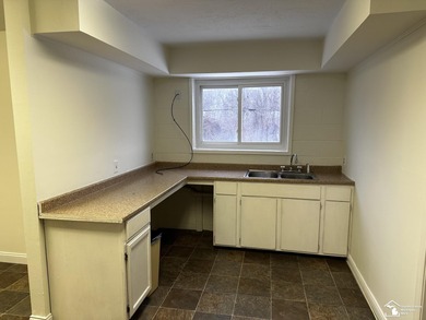 A free standing block building. Newer furnace,windows &