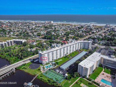 Stunning three bedroom remodeled end unit with panoramic water