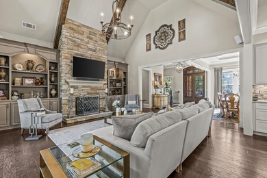 Fantastic Inside the Gates location, near the Ritz Carlton Lake