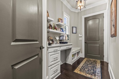 Fantastic Inside the Gates location, near the Ritz Carlton Lake