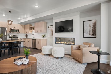 This fully furnished 1-bedroom condo sits between the 10th and