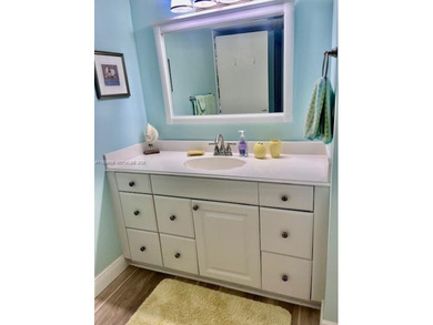 Beautiful 2 bedroom, 2 bath, furnished condo Split floor plan