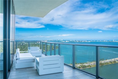 Best priced Penthouse in One Paraiso by Piero Lissoni. Steps