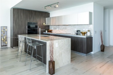 Best priced Penthouse in One Paraiso by Piero Lissoni. Steps