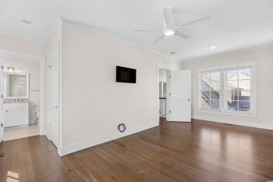 Wake up to a beautiful sunrise over the ocean.  Plenty of room