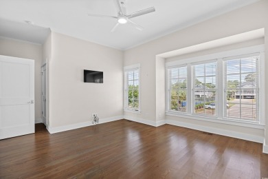 Wake up to a beautiful sunrise over the ocean.  Plenty of room