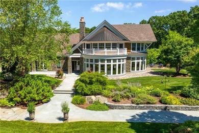 *Sprawling Oaks,* an incomparable trophy estate and seven acre