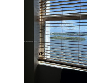 AWESOME CORNER UNIT WITH MULTI MILLION DOLLAR ENDLESS UN