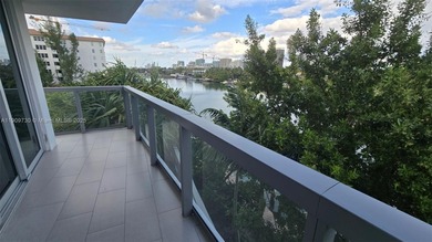 DEEDED BOAT DOCK INCLUDED UP TO 50FT. NEAR HAULOVER INLET- Canal