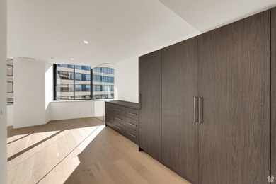 American Towers Executive Luxury Suite. Experience the pinnacle