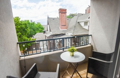 PRICED TO SELL! HIGHLY MOTIVATED SELLER!! Amazingly conveniently