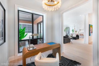 BEST VALUE PENTHOUSE WITH PRIVATE ROOFTOP IN THE WEST LOOP! LAST