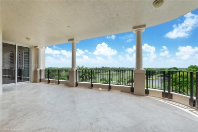 Wonderful condo in Exclusive guard-gated community of Deering