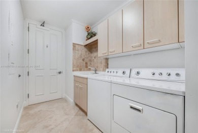 Wonderful condo in Exclusive guard-gated community of Deering