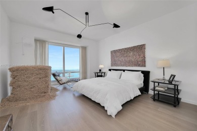 Exquisite and modern home in the sky on the 61st Floor at the