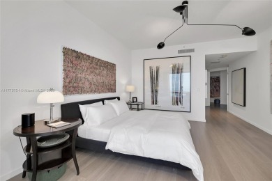 Exquisite and modern home in the sky on the 61st Floor at the