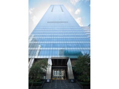 Exquisite and modern home in the sky on the 61st Floor at the