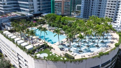 Exquisite and modern home in the sky on the 61st Floor at the