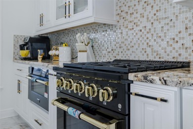 Welcome to the most gorgeous entertaining home in Hernando Beach