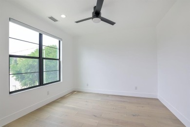 BELOW COST. HUGE REDUCTION. PRICED TO SELL. MOTIVATED SELLER