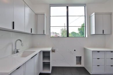 BELOW COST. HUGE REDUCTION. PRICED TO SELL. MOTIVATED SELLER