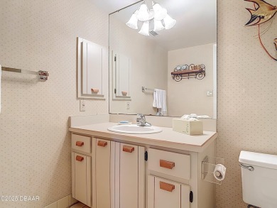 DIRECT OCEANFRONT - Enjoy your waterfront lifestyle in this