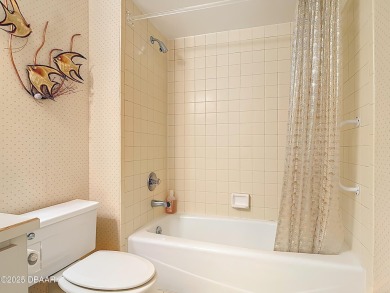 DIRECT OCEANFRONT - Enjoy your waterfront lifestyle in this