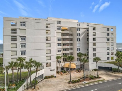 DIRECT OCEANFRONT - Enjoy your waterfront lifestyle in this