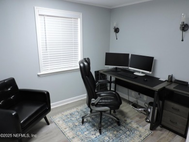 Great Commercial property high traffic Dunn Avepletely remodeled