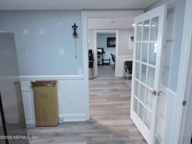 Great Commercial property high traffic Dunn Avepletely remodeled