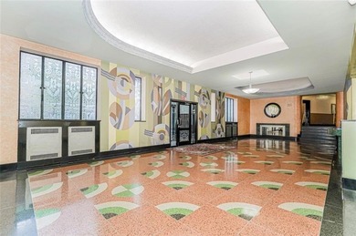 Brighton Beach-Spacious 1BR Co-op on a High Floor
Welcome to