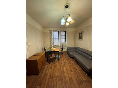 Prime Brighton Beach location. Oceanfront elevator coop building