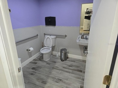 Under contract-accepting backup offers. MOTIVATED!!!  Additional