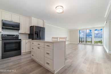 Very Wonderful OCEANFRONT condo available with those VIEWS