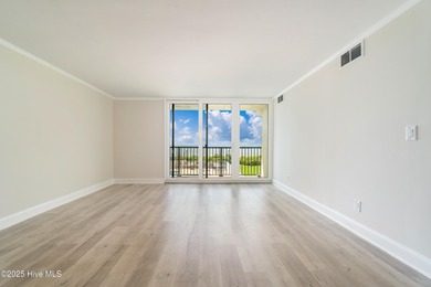 Very Wonderful OCEANFRONT condo available with those VIEWS