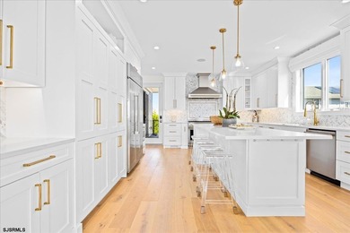 THIS ONE-OF-A-KIND ST. LEONARD'S TRACT NEW CONSTRUCTION HAS IT