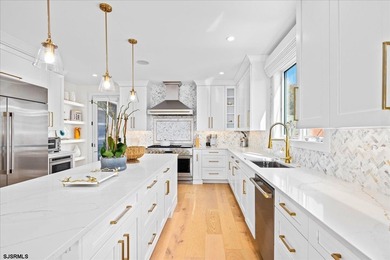 THIS ONE-OF-A-KIND ST. LEONARD'S TRACT NEW CONSTRUCTION HAS IT
