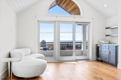 THIS ONE-OF-A-KIND ST. LEONARD'S TRACT NEW CONSTRUCTION HAS IT