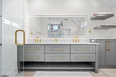 THIS ONE-OF-A-KIND ST. LEONARD'S TRACT NEW CONSTRUCTION HAS IT