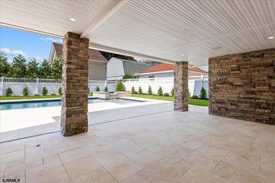 THIS ONE-OF-A-KIND ST. LEONARD'S TRACT NEW CONSTRUCTION HAS IT