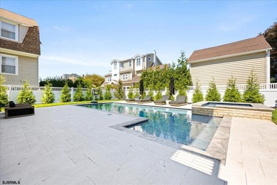 THIS ONE-OF-A-KIND ST. LEONARD'S TRACT NEW CONSTRUCTION HAS IT