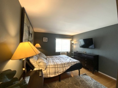 WOW!  Must see this gorgeous 2 bedroom 2 bath condo unit