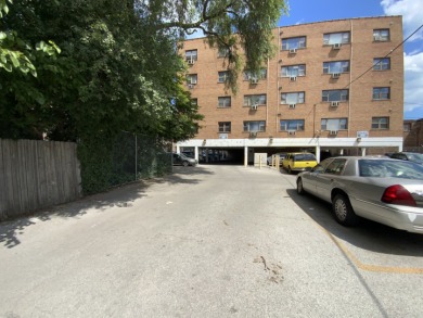 WOW!  Must see this gorgeous 2 bedroom 2 bath condo unit