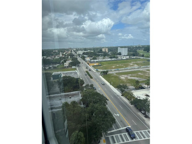 3BR 2BTH unit on the 11th Floor with great view of cruise ships