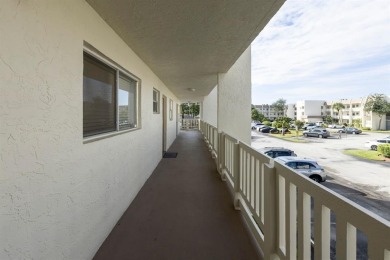 Nice 2/2 Condo on the Second Floor with Fantastic Pool and